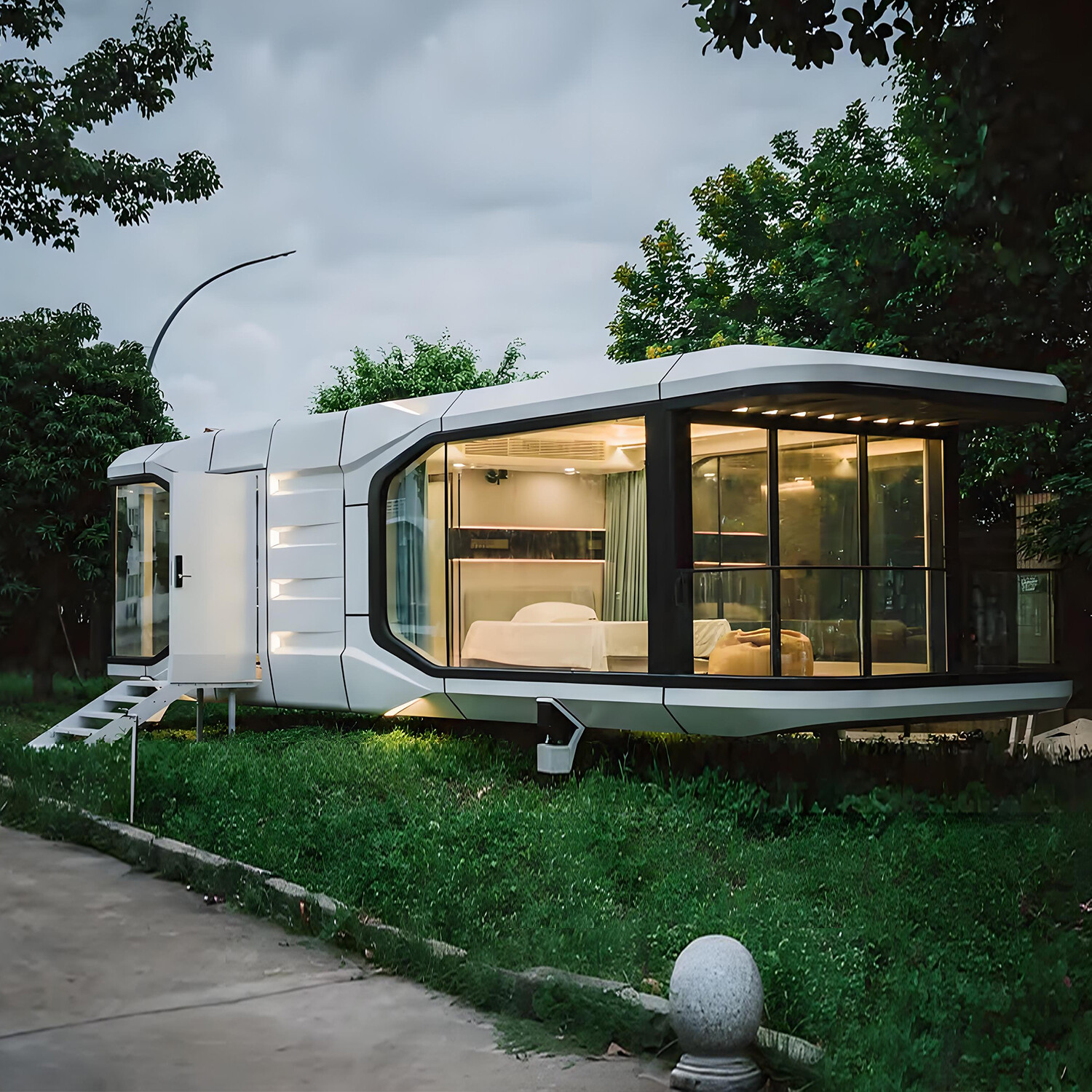 كبسولة الفضاء.jpg