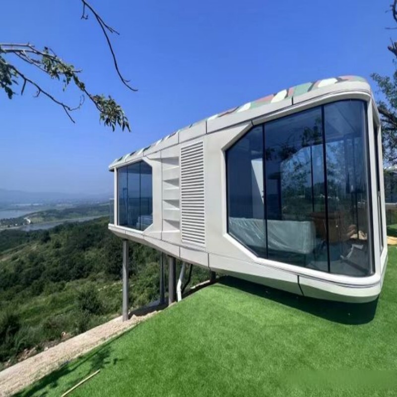 كبسولة الفضاء B7