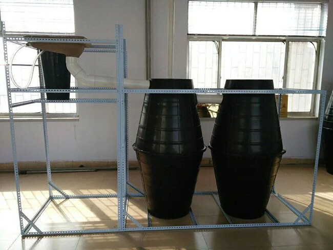 خزان الصرف الصحي ذو الجرار المزدوجة