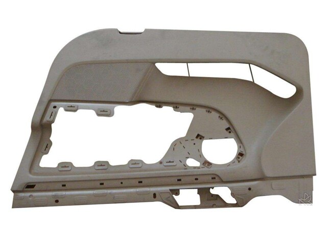 باب السيارة