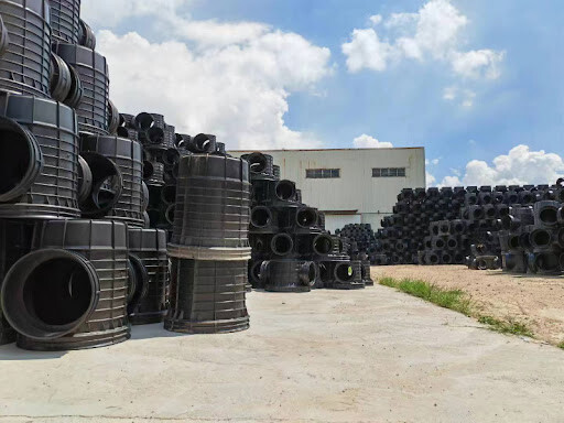 مزايا استخدام آبار الفحص البلاستيكية