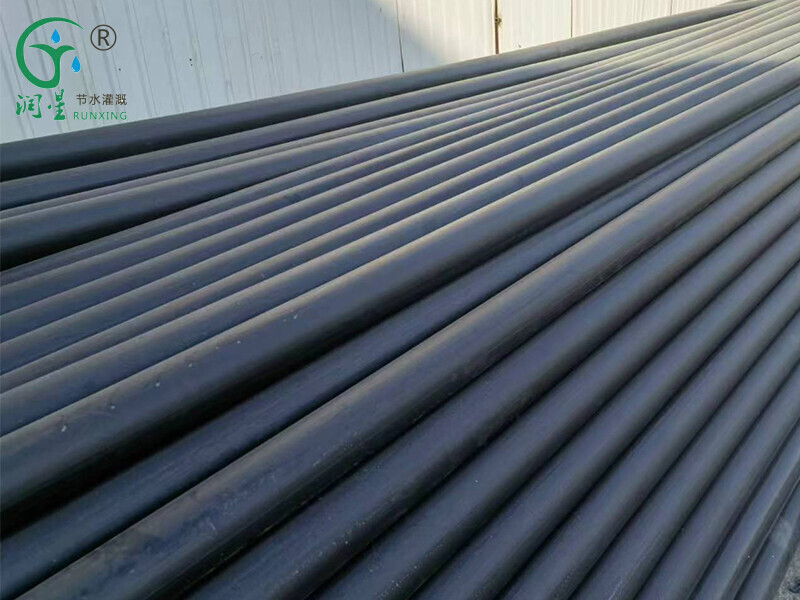 أنابيب البولي إيثيلين عالي الكثافة