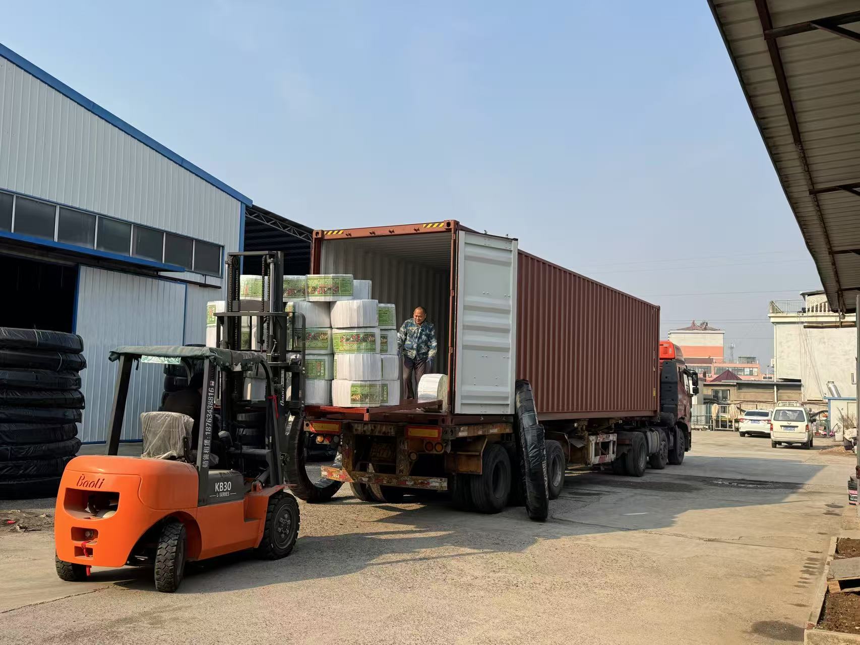 شركة زراعية إسبانية رائدة في مجال الزراعة تختار RUNXING: القصة وراء طلبية شريط تنقيط بطول 2.4 مليون متر شركة زراعية إسبانية رائدة في مجال الزراعة تختار RUNXING: القصة وراء طلبية شريط تنقيط بطول 2.4 مليون متر