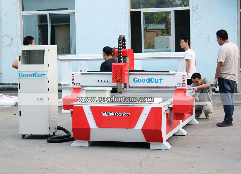 GC1325 wood carving cnc router(1).jpg GC1325 wood carving cnc router(1).jpg