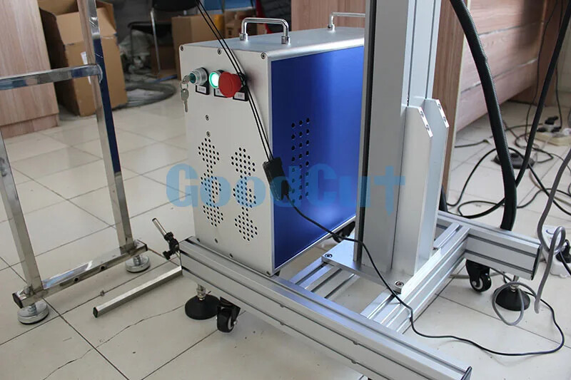 آلة وضع العلامات بالليزر الألياف الطائر مع حزام ناقل