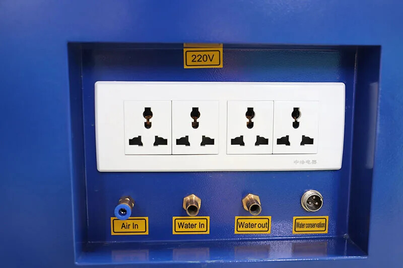 ماكينة قطع الليزر ثنائي أكسيد الكربون_GC1390LG