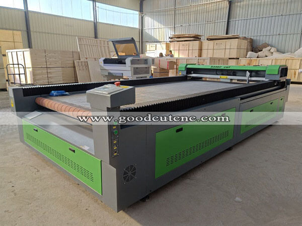 GC-1625LAماكينة النقش والقطع بالليزر ثاني أكسيد الكربون ذات الوجبة الآلية