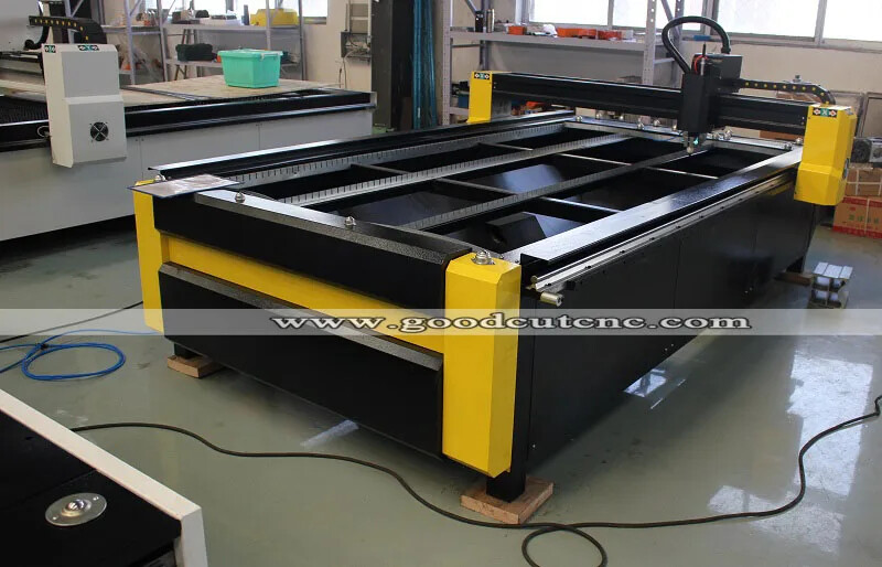 قاطعة البلازما CNC GC1325P