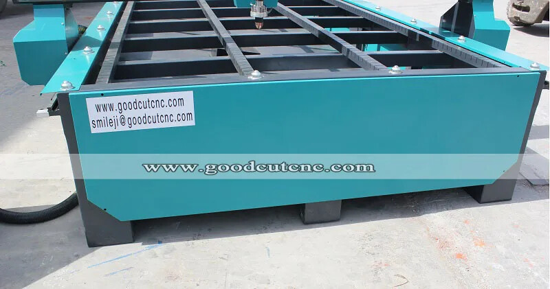 ماكنة قطع البلازما بالحجم الكبير GC-2060P