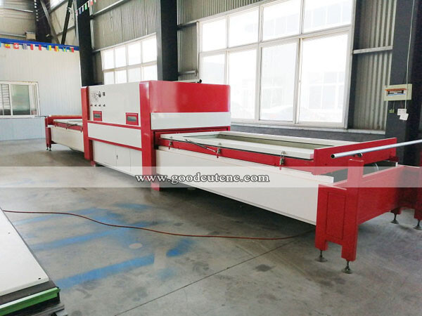 ماكنة الضغط بالmembrane تحت الفراغ GC2513VM