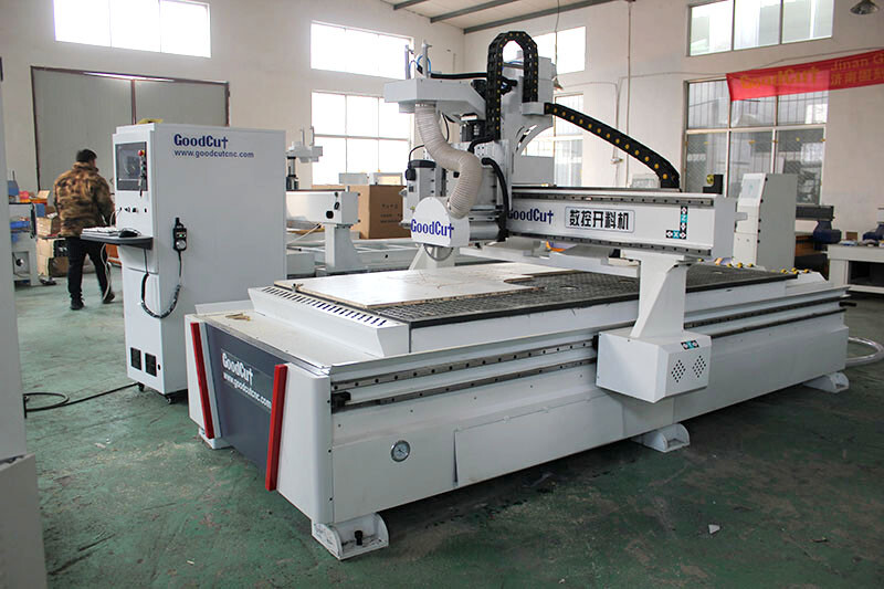 GC-1325-Pمانعة السن منشارة Saw cutter cnc router