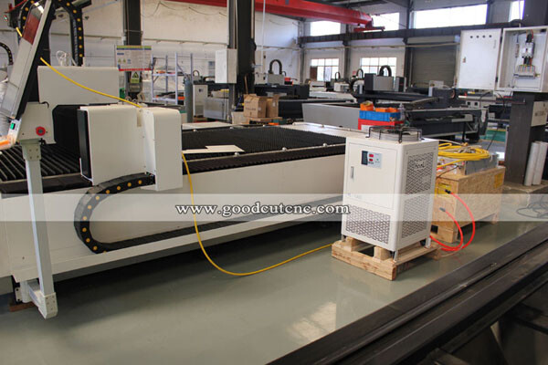 GC1530FRماكينة القطع بالليزر الألياف(8) (3).jpg GC1530FRماكينة القطع بالليزر الألياف(8) (3).jpg