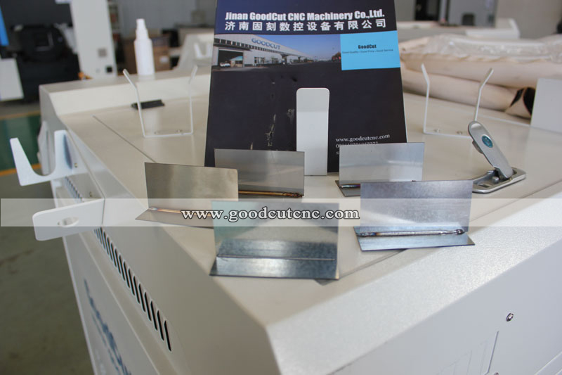 GC-WL  اللحام الآلي بالليزر الليفِي