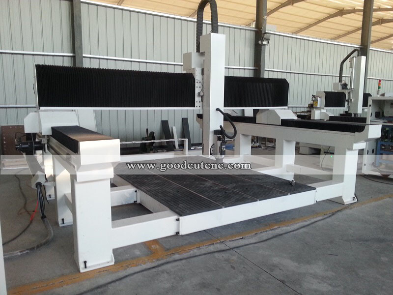 GC1325ATC-4Axis  عالية الدقة خط مستقيم أربعة محاور برج المراقبة الجوية نحت الخشب آلة