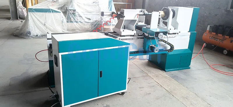 GC1530WLماكينة الخراطة الخشبية الصغيرة