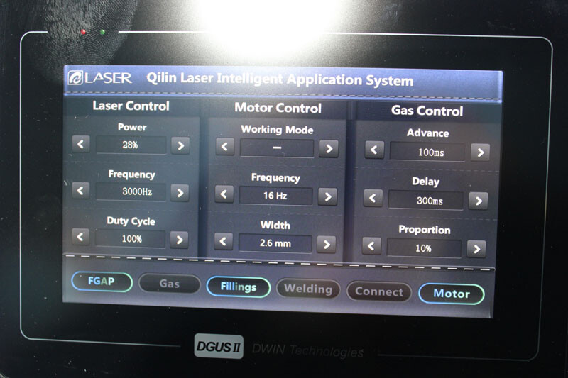 GC-WL 1000w 1500w 2000w آلة لحام ليزر مع سلك التغذية (3).jpg GC-WL 1000w 1500w 2000w آلة لحام ليزر مع سلك التغذية (3).jpg