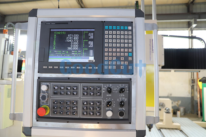 GC1325-5 Axis 6Axis CNC Router（10））