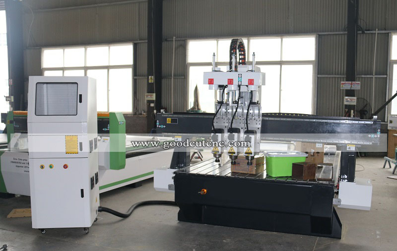 GC1325-P3 Multi Pneumatic   CNC آلات النجارة