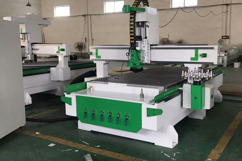 GC1325ATC-D ATC CNC التصنيع باستخدام الحاسب الآلي آلة الحفر مع القرص التلقائي أداة تغيير الجهاز