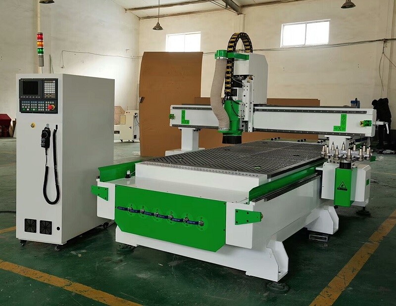 GC1325ATC-D ATC CNC التصنيع باستخدام الحاسب الآلي آلة الحفر مع القرص التلقائي أداة تغيير الجهاز
