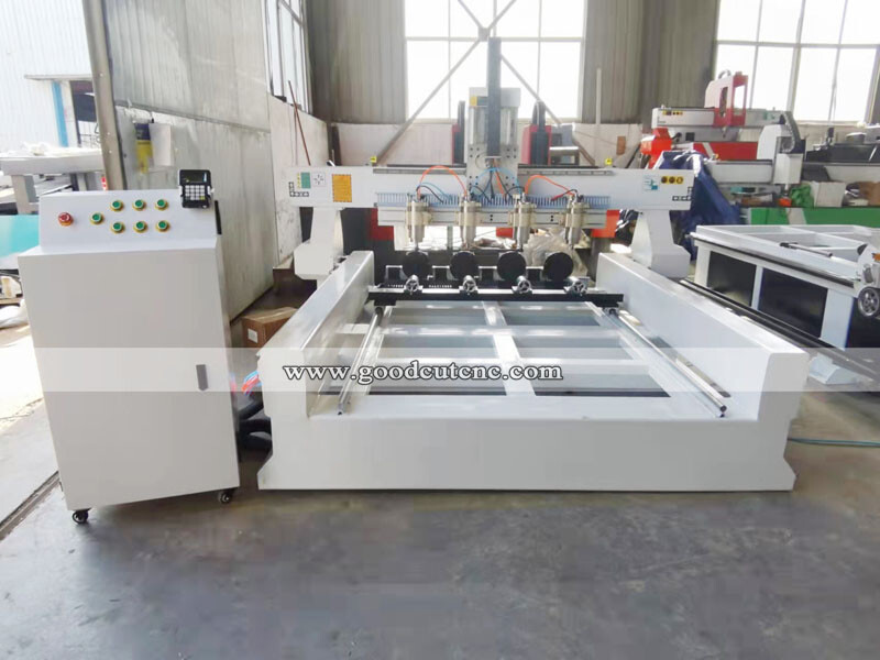 راوتر CNC للخشب متعدد المغازل GC-4R مع 4 مغازل و4 محاور دوارة لأرجل طاولات الأثاث