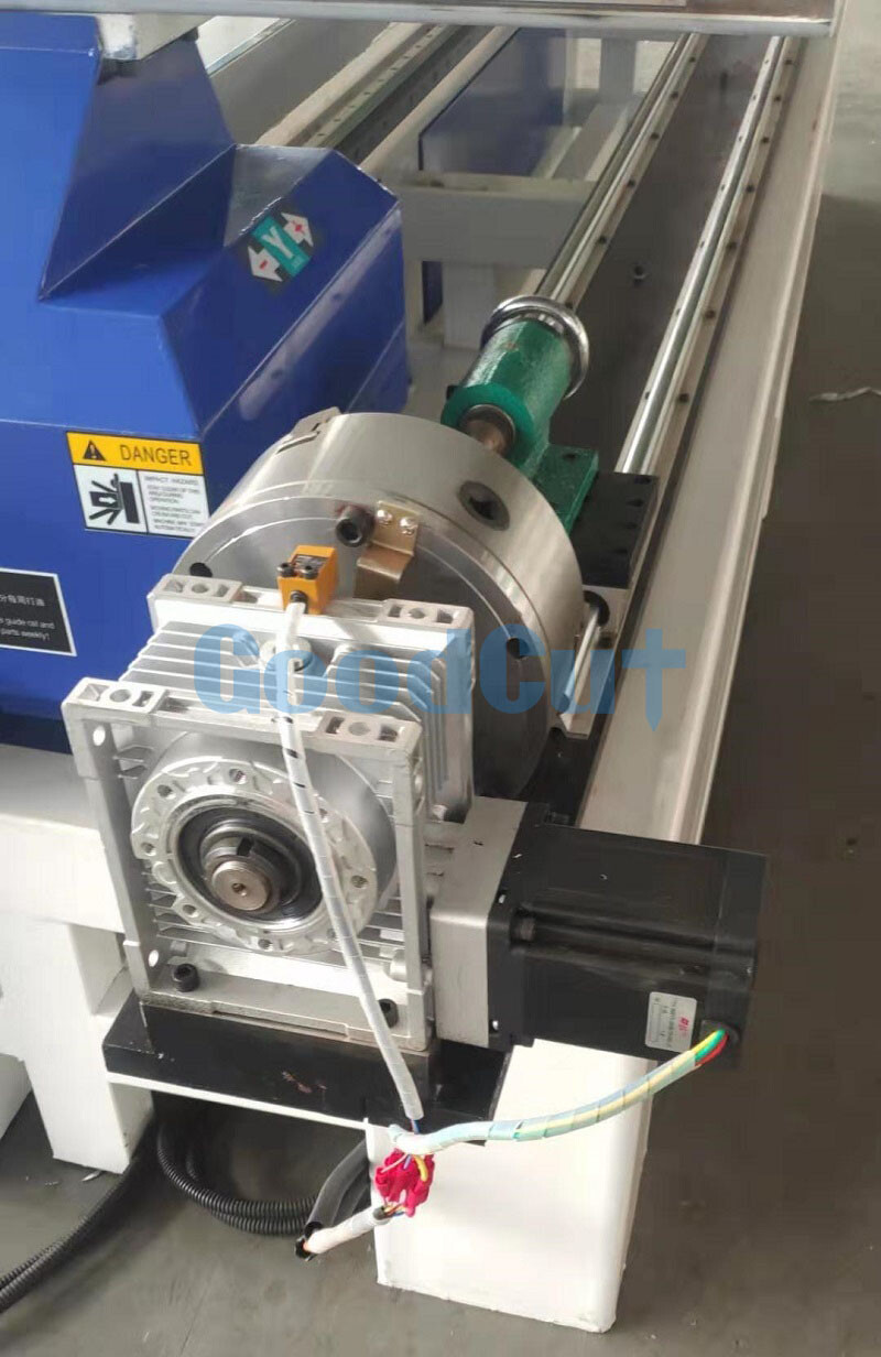 من الخشب إلى المعدن: الاستخدامات المتنوعة لأجهزة التوجيه باستخدام الحاسب الآلي