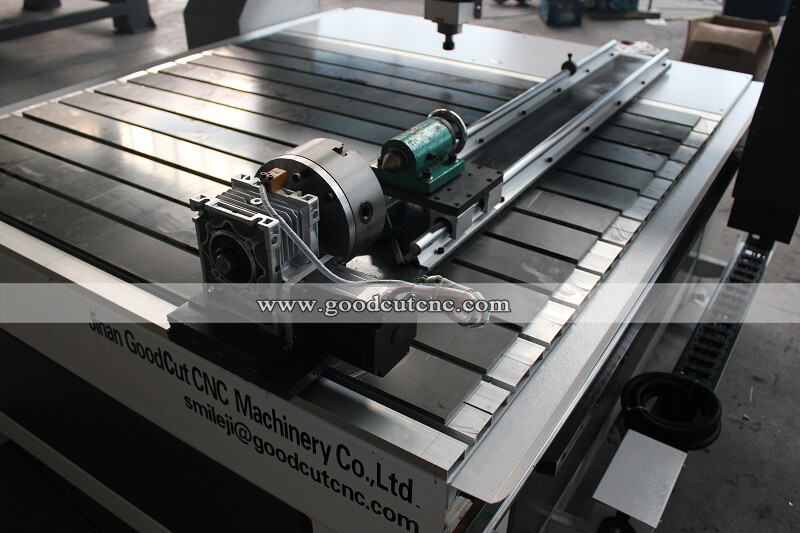GC1212TR GoodCut 1212 راوتر CNC لنحت الخشب بأربعة محاور مع جهاز دوّار لـ MDF والأكريليك