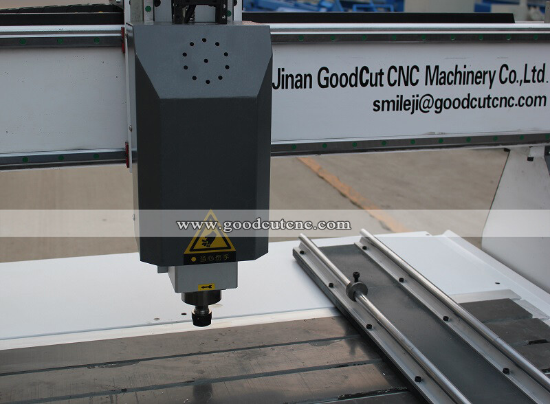 GC1212TR GoodCut 1212 راوتر CNC لنحت الخشب بأربعة محاور مع جهاز دوّار لـ MDF والأكريليك