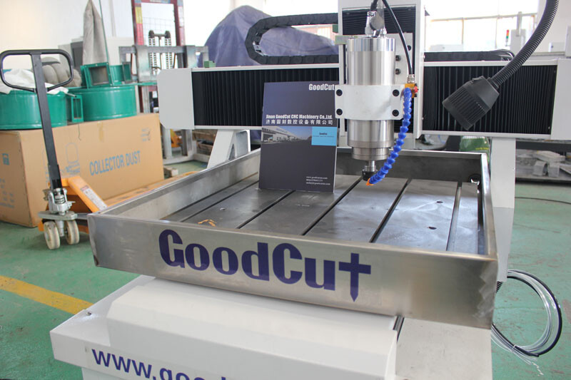 GC6060 High Precision Table Moving(4).jpg GC6060 High Precision Table Moving(4).jpg