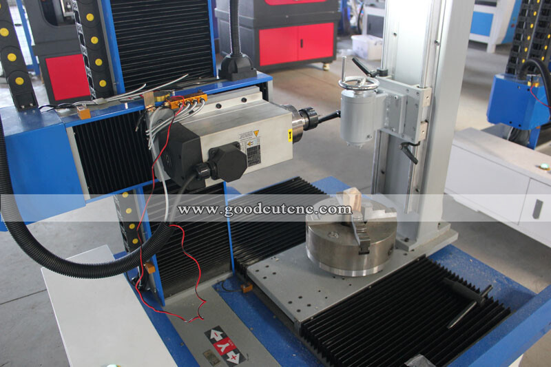 جهاز التوجيه CNC للنقش الرأسي GC-1325-V للمواسير الأسطوانية