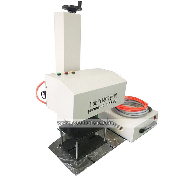 CNC  الصناعية التحكم العددي هوائي المنتجات المعدنية ، الأنابيب المعدنية نقطة آلة وسم