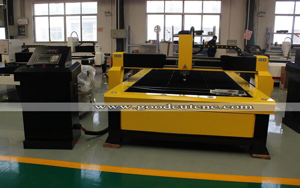 GC1530P حجم كبير 1500 * 3000 ملم 2000 * 6000 ملم آلة قطع البلازما للمعادن