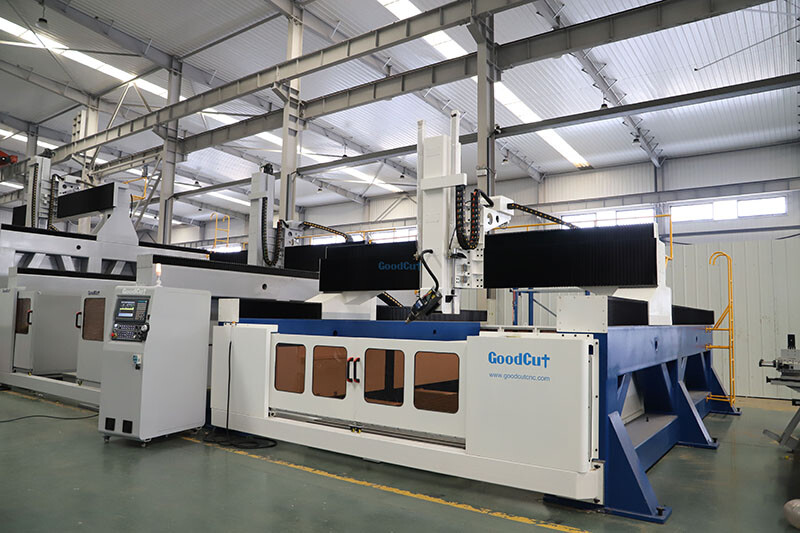 GC1325ATC-4 إطار قوي المحور كبير الحجم راوتر CNC مع مغزل ATC دوار