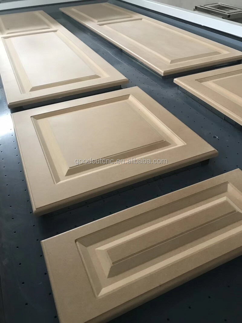 GC1325H 4*8 قدم إطار ثقيل CNC راوتر with T-slot Table 