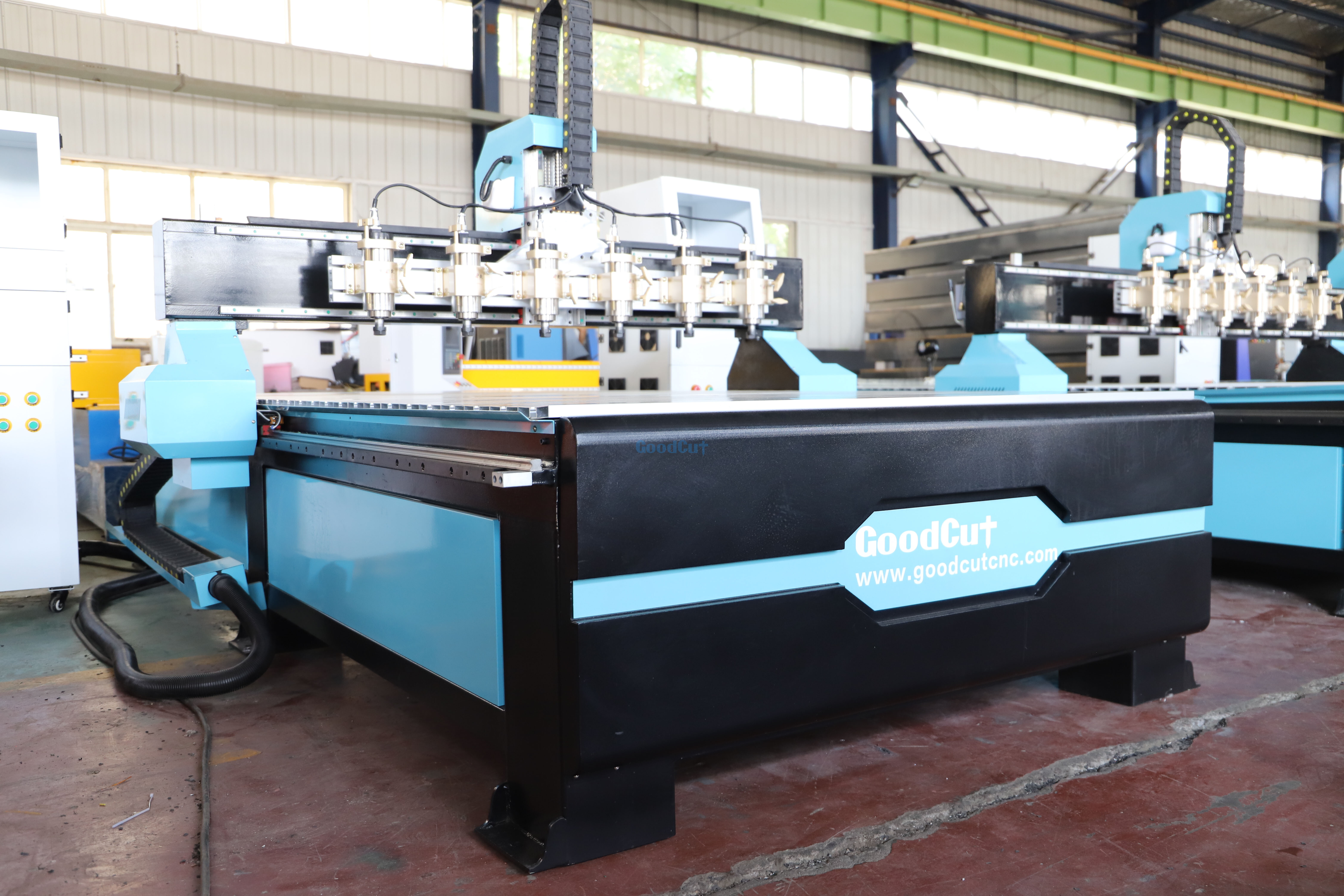 GC1325-6H CNC router متعدد الرأس آلة النجارة