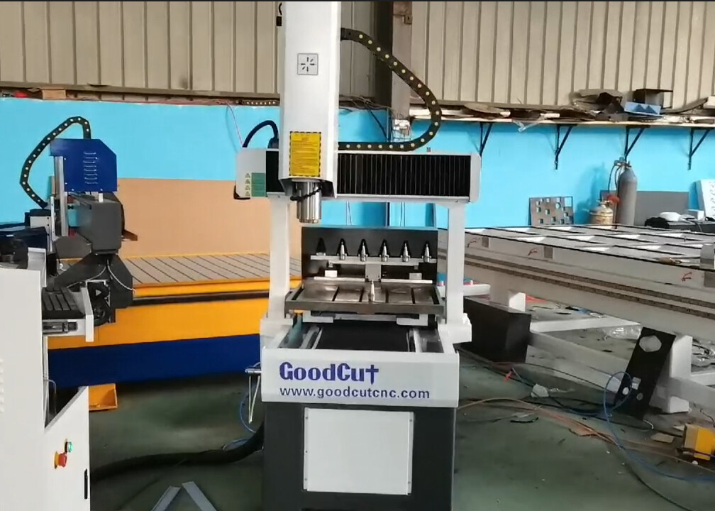 GC6060-ATC   CNC Router  أداة آلة صغيرة التلقائي مع أداة تغيير الجهاز 