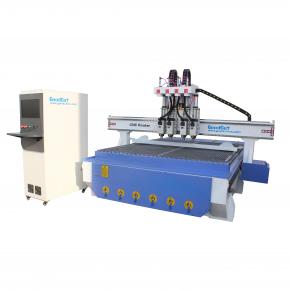 GC1325-P4 متعددة الهوائية المغزل الخشب CNC