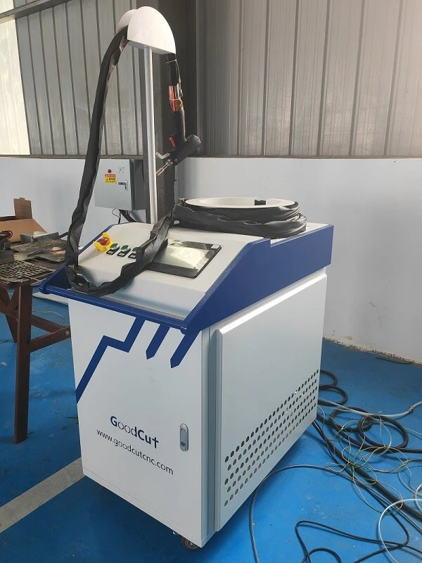 ماكينة تنظيف القطع واللحام بالليزر GC-WCC 4 في 1 بتصميم جديد