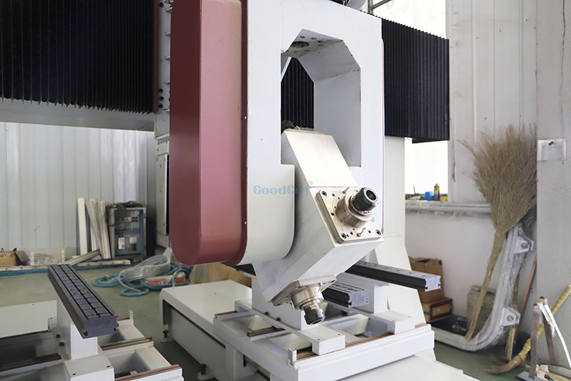 ماكينة التوجيه GC2040 عالية المستوى GC2040 - ماكينة التوجيه باستخدام الحاسب الآلي ذات 5 محاور للخشب الرغوي EPS حجر الألوينوم