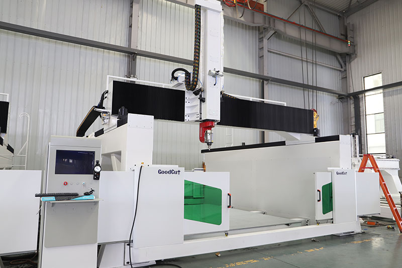 ماكينة التوجيه GC2040 عالية المستوى GC2040 - ماكينة التوجيه باستخدام الحاسب الآلي ذات 5 محاور للخشب الرغوي EPS حجر الألوينوم