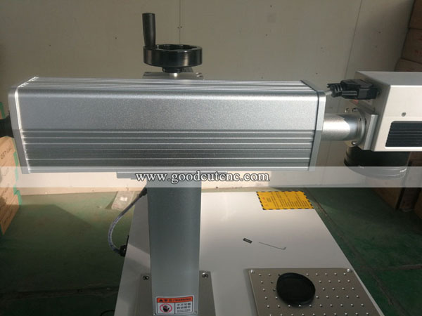 آلة وضع العلامات على الألياف المكتبية GC1010