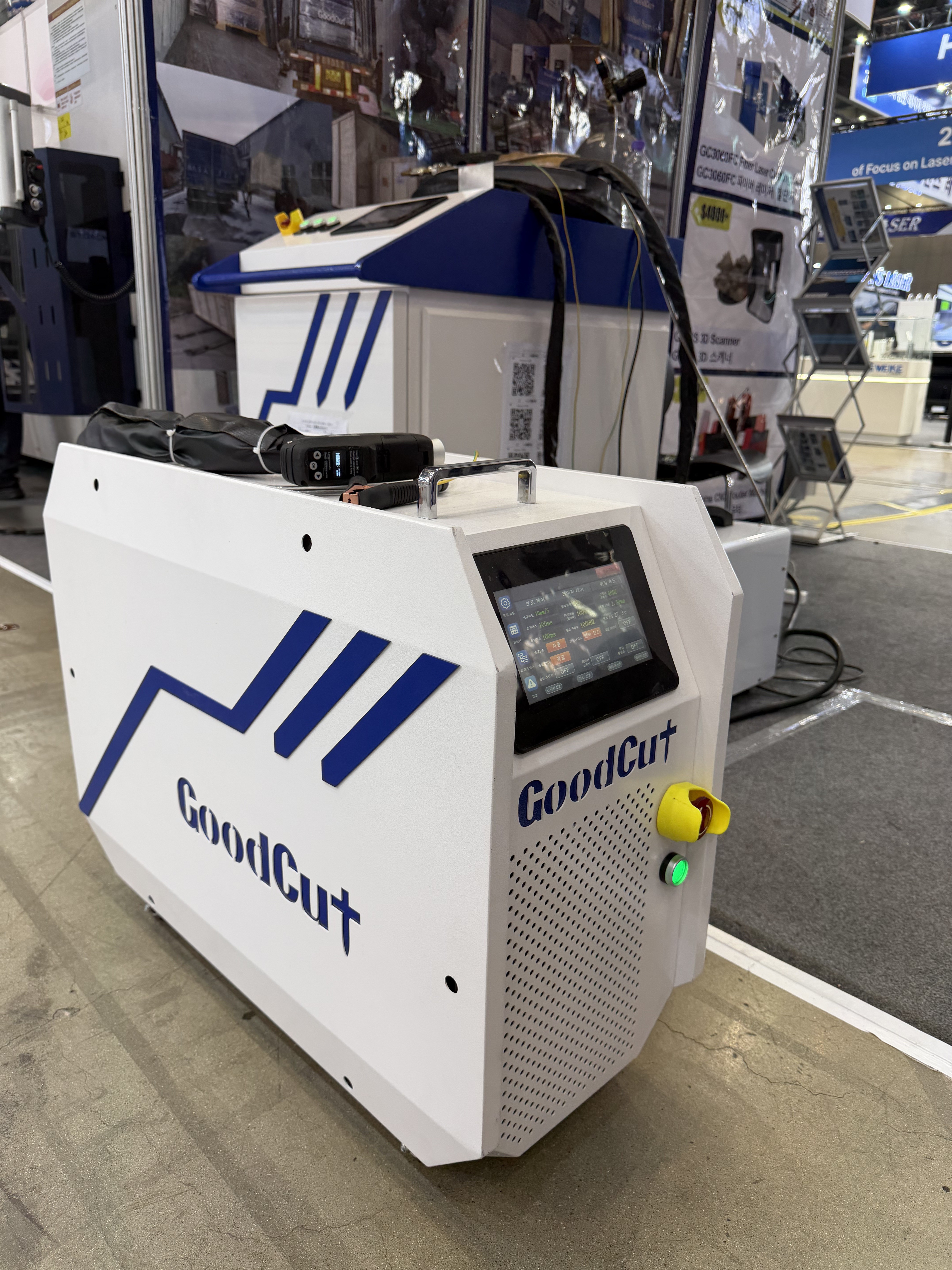 GC-WCCA آلة لحام ليزر بتبريد هوائي 5 في 1 للحام والقطع والتنظيف بالليزر