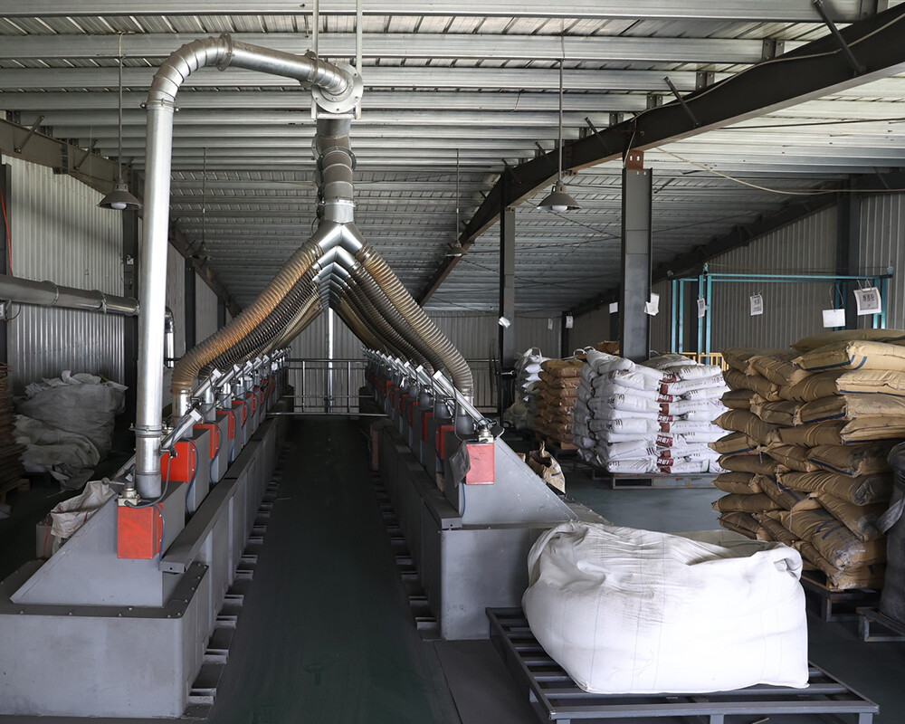 خلط المواد الخام خلط المواد الخام. jpg