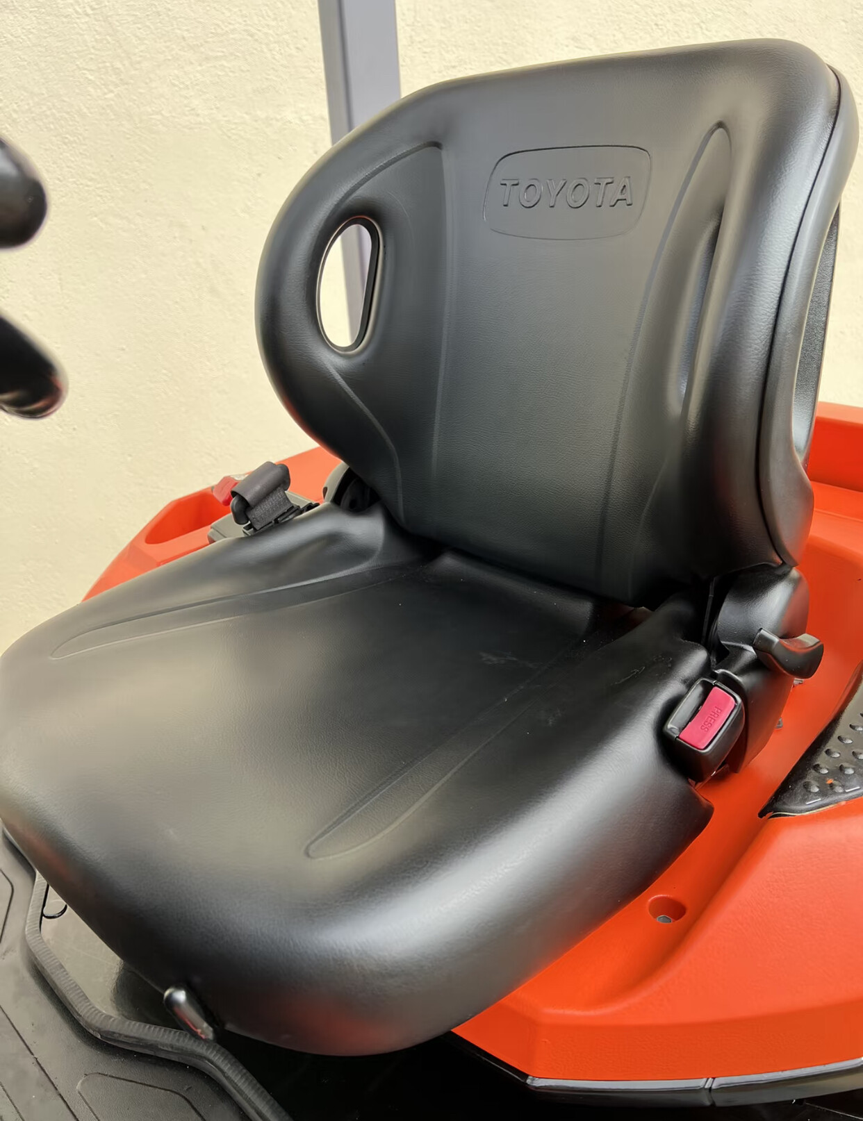 تويوتا رافعة شوكية بمحرك احتراق داخلي سعة 1.5-5 طن