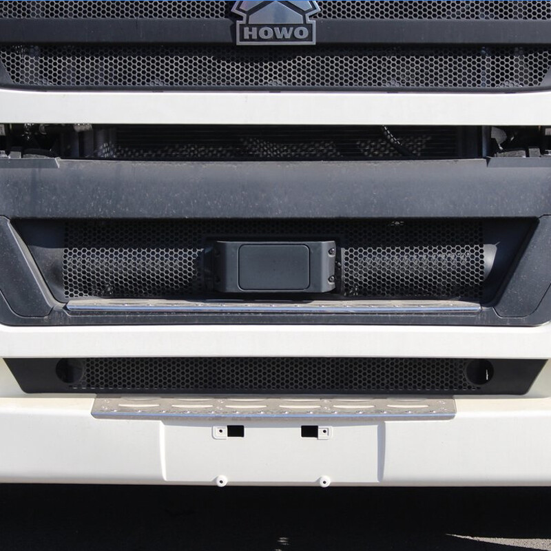 تم استخدام شاحنة جرار HOWO T7h 4X2 500 حصان