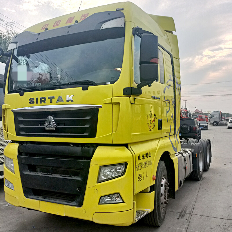 شاحنة سينوتروك C7H الثقيلة المستعملة 540 حصان 6X4 جرار أوتوماتيكي للبيع