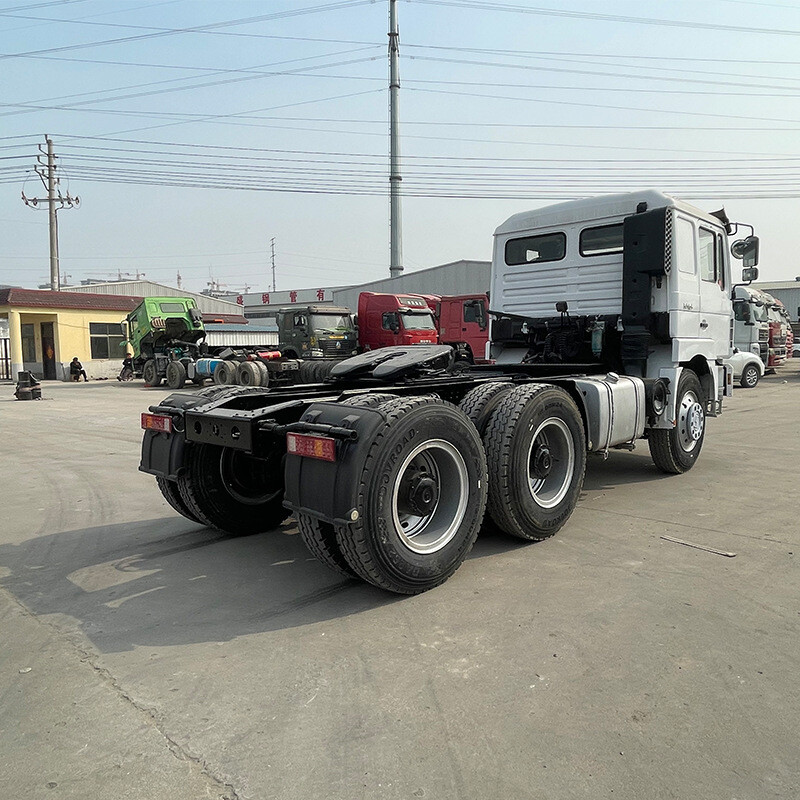 شاحنة شاكمان F3000 6X4 جديدة بالكامل