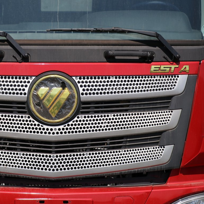 شاحنة جرار فوتون أومان إيست-أ 4X2 مستعملة بسعر جيد