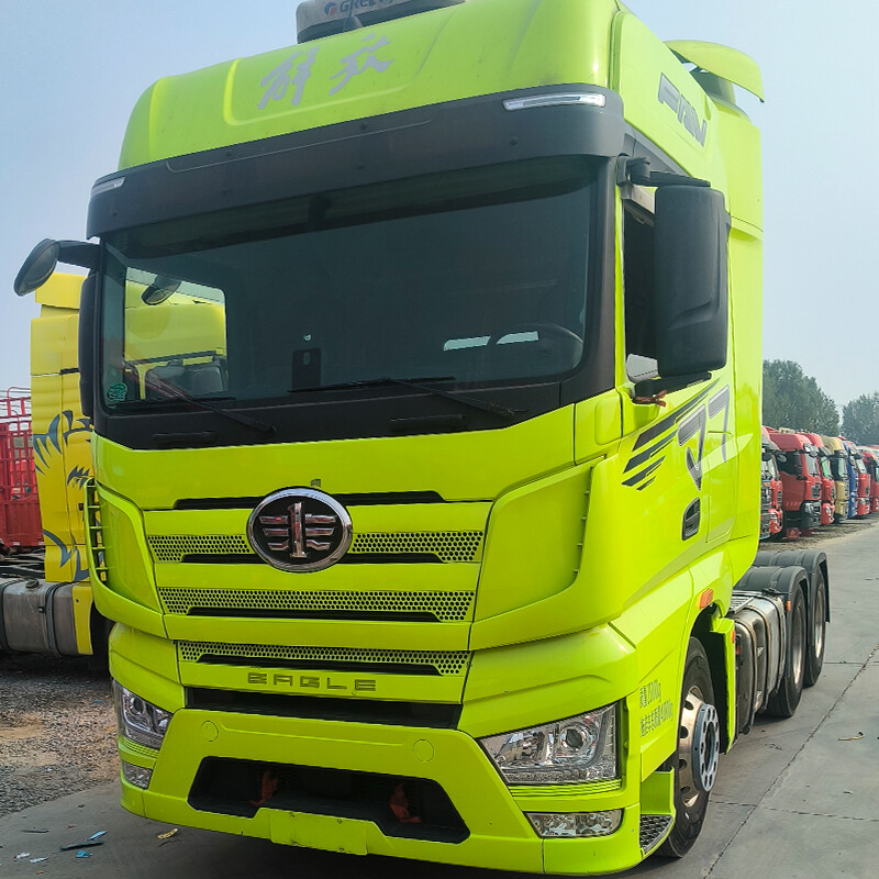 2023 شاحنة FAW Jiefang J7 الثقيلة 560 حصان 6X4 جرار