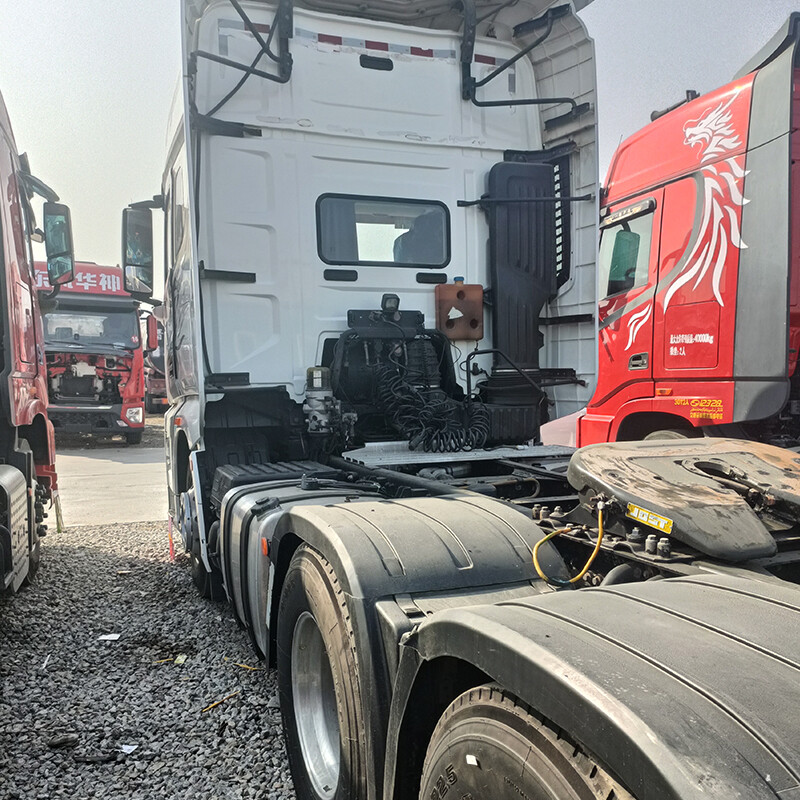 2023 شاحنة FAW Jiefang J7 الثقيلة 560 حصان 6X4 جرار